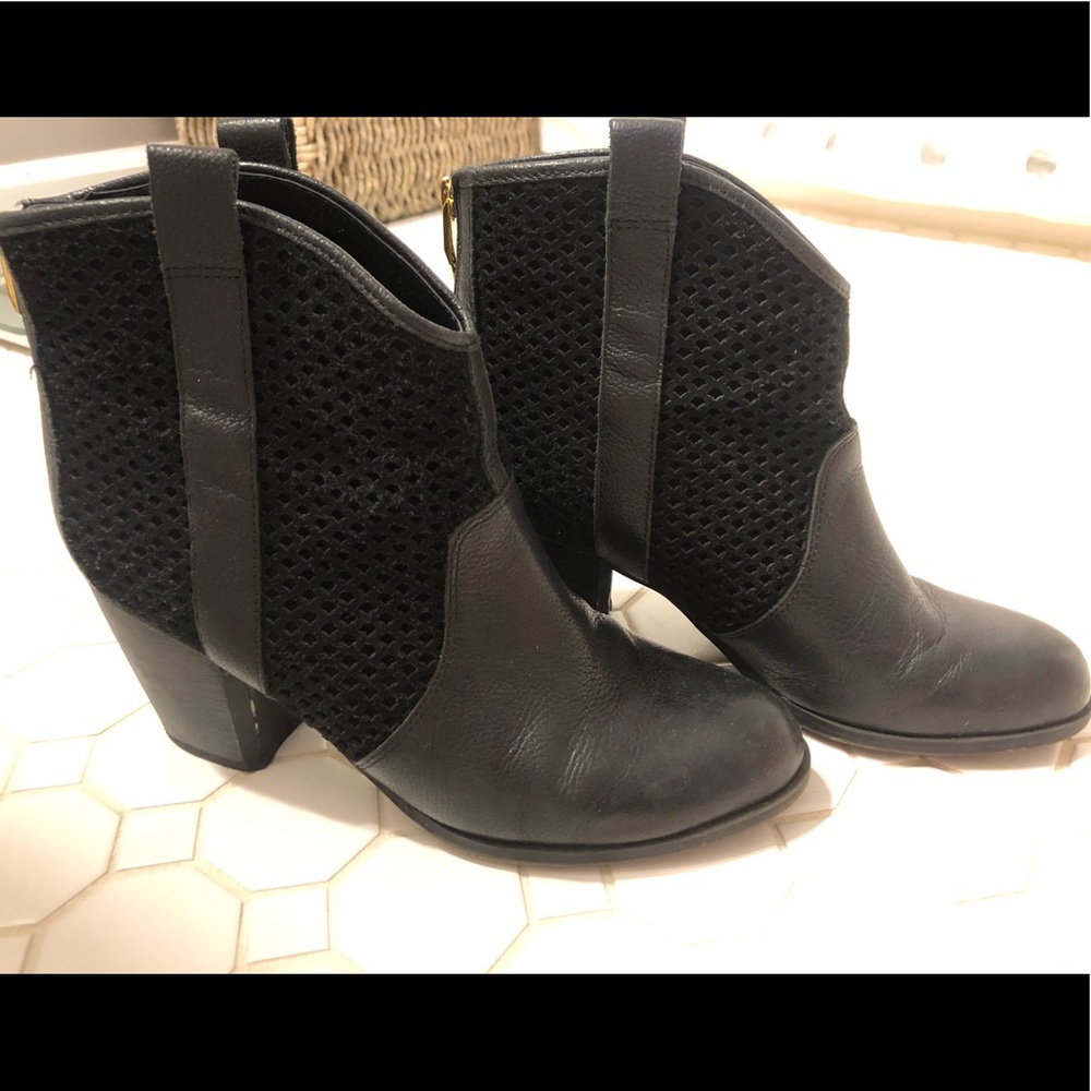 Fergie Black Booties - Sz. 8.5